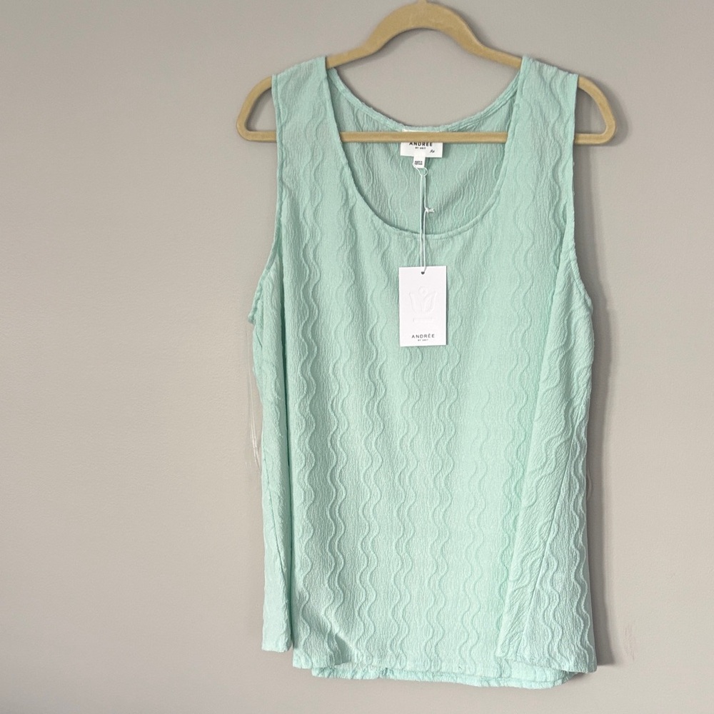 ANDREE BY UNIT Mint Textured Scoop Neck Tank
